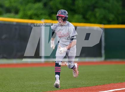 Thumbnail 1 in Hillcrest vs. Seagoville (UIL 5A Bi-District Playoff) photogallery.