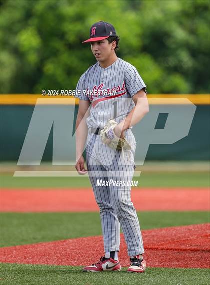 Thumbnail 3 in Hillcrest vs. Seagoville (UIL 5A Bi-District Playoff) photogallery.