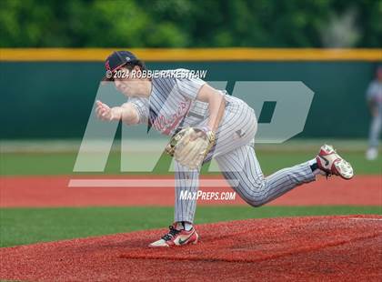 Thumbnail 2 in Hillcrest vs. Seagoville (UIL 5A Bi-District Playoff) photogallery.