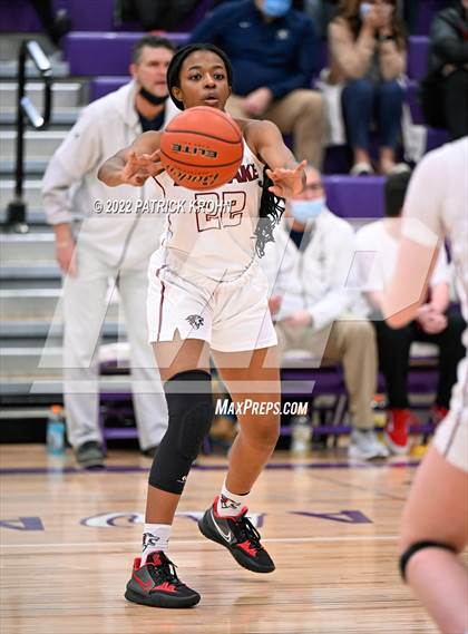 Thumbnail 3 in Eastlake vs Glacier Peak (4A District 1/2 Playoffs) photogallery.