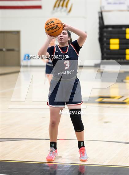 Thumbnail 2 in American Leadership Academy vs Saguaro (AIA 4A Play-In) photogallery.