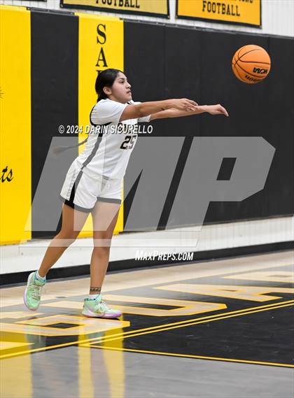 Thumbnail 3 in American Leadership Academy vs Saguaro (AIA 4A Play-In) photogallery.