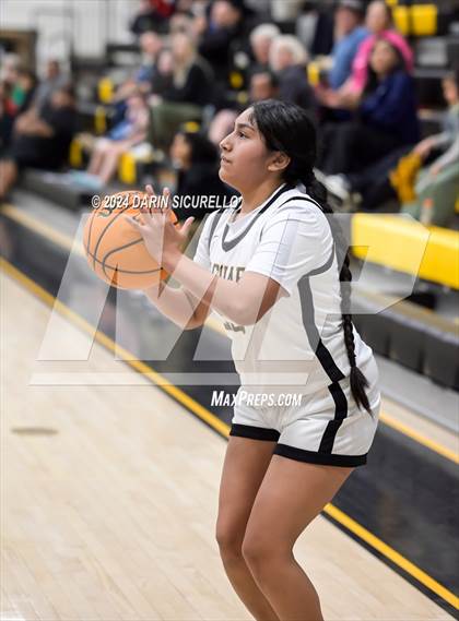 Thumbnail 2 in American Leadership Academy vs Saguaro (AIA 4A Play-In) photogallery.