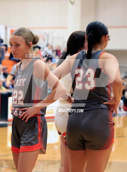 Thumbnail 1 in Grand Saline vs Mineola photogallery.