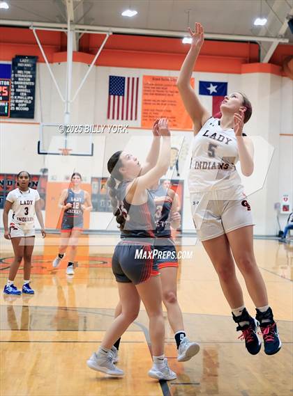 Thumbnail 3 in Grand Saline vs Mineola photogallery.