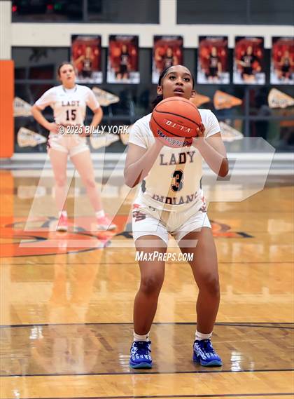 Thumbnail 2 in Grand Saline vs Mineola photogallery.