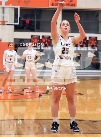 Thumbnail 1 in Grand Saline vs Mineola photogallery.