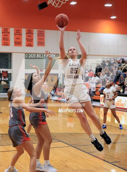 Thumbnail 3 in Grand Saline vs Mineola photogallery.