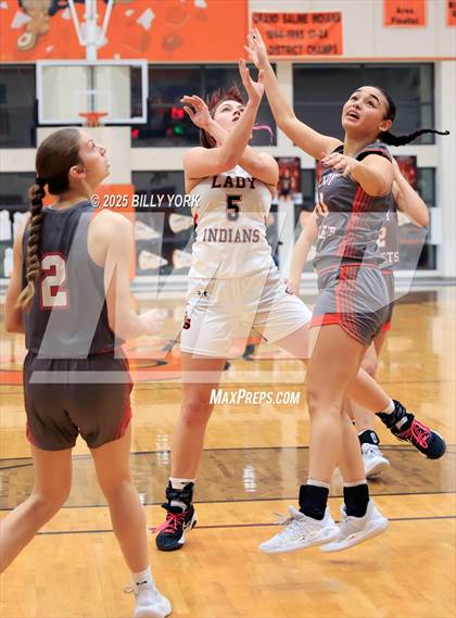Thumbnail 3 in Grand Saline vs Mineola photogallery.