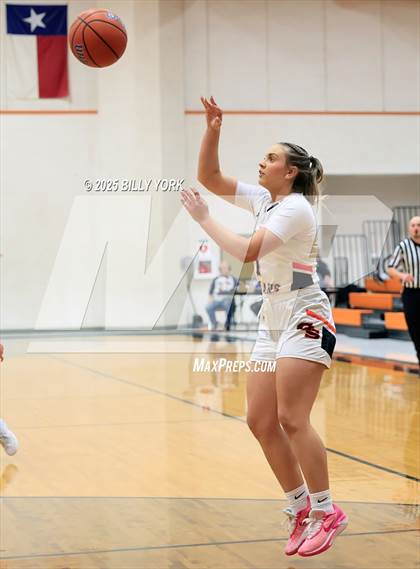 Thumbnail 2 in Grand Saline vs Mineola photogallery.
