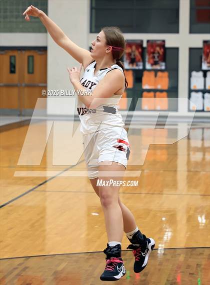 Thumbnail 3 in Grand Saline vs Mineola photogallery.