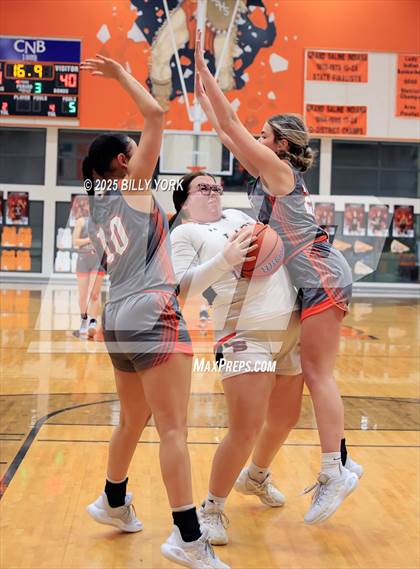 Thumbnail 1 in Grand Saline vs Mineola photogallery.