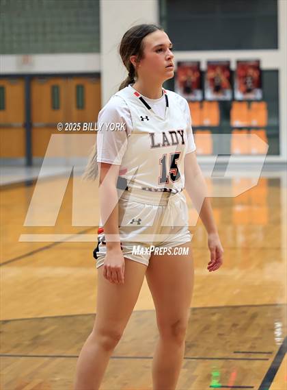 Thumbnail 3 in Grand Saline vs Mineola photogallery.
