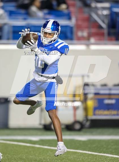 Thumbnail 1 in Bryant vs. North Little Rock (AAA 7A Final) photogallery.