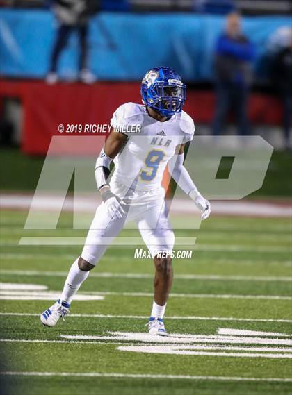 Thumbnail 1 in Bryant vs. North Little Rock (AAA 7A Final) photogallery.