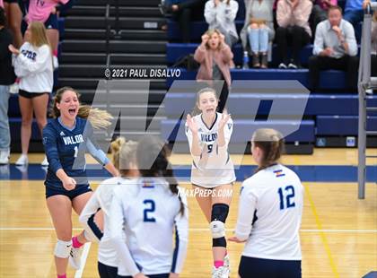 Thumbnail 2 in Ralston Valley @ Valor Christian photogallery.