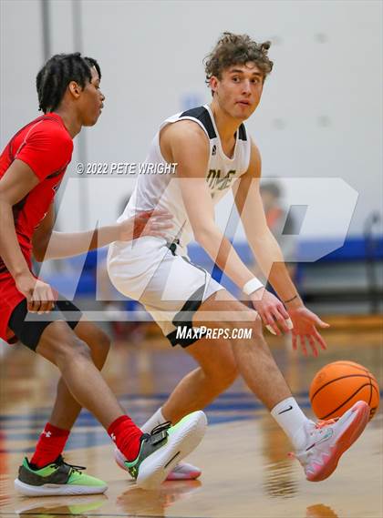 Thumbnail 3 in DME vs Imhotep (Ascender Classic) photogallery.