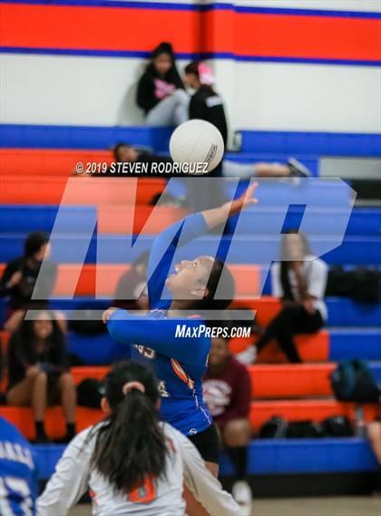 Thumbnail 2 in Weston Ranch @ Kimball photogallery.