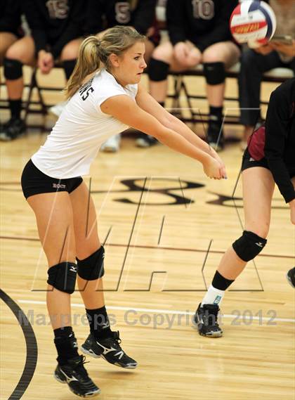 Thumbnail 2 in Round Rock vs. Westlake photogallery.