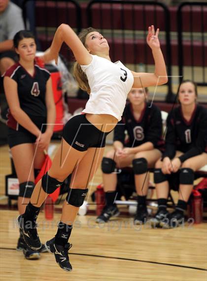Thumbnail 2 in Round Rock vs. Westlake photogallery.