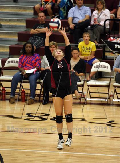 Thumbnail 1 in Round Rock vs. Westlake photogallery.