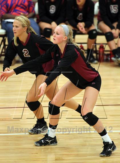 Thumbnail 3 in Round Rock vs. Westlake photogallery.