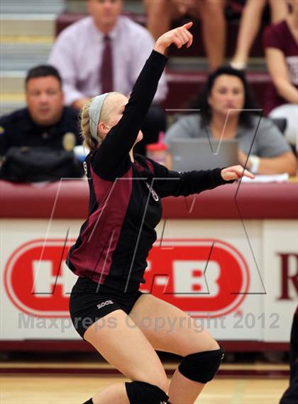 Thumbnail 2 in Round Rock vs. Westlake photogallery.