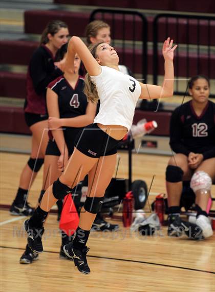 Thumbnail 1 in Round Rock vs. Westlake photogallery.