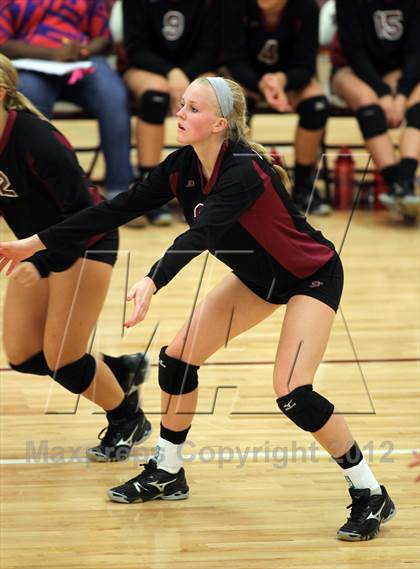 Thumbnail 1 in Round Rock vs. Westlake photogallery.