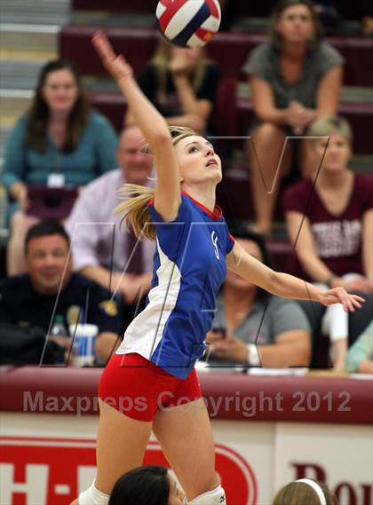 Thumbnail 2 in Round Rock vs. Westlake photogallery.