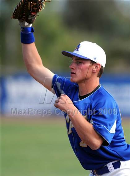 Thumbnail 1 in Calabasas @ Agoura photogallery.