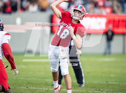Thumbnail 3 in Southern Nash vs. Charlotte Catholic (NCHSAA 3A Final) photogallery.