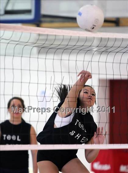 Thumbnail 3 in Aragon @ Hillsdale photogallery.