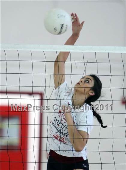 Thumbnail 2 in Aragon @ Hillsdale photogallery.