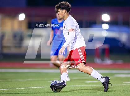 Thumbnail 2 in Grand Oaks vs Langham Creek (UIL 6A D2 Soccer Area Playoffs) photogallery.