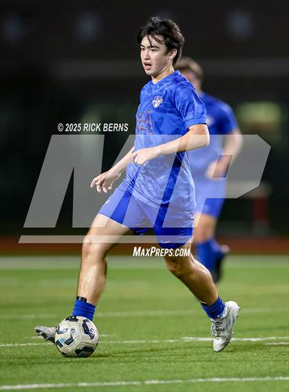 Thumbnail 2 in Grand Oaks vs Langham Creek (UIL 6A D2 Soccer Area Playoffs) photogallery.