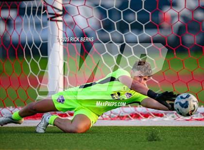 Thumbnail 3 in Grand Oaks vs Langham Creek (UIL 6A D2 Soccer Area Playoffs) photogallery.