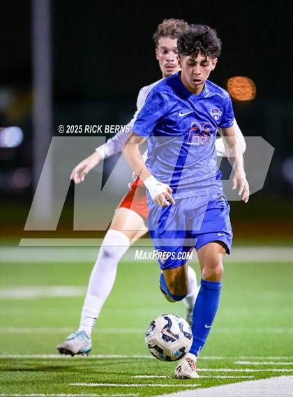 Thumbnail 1 in Grand Oaks vs Langham Creek (UIL 6A D2 Soccer Area Playoffs) photogallery.