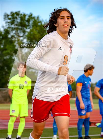 Thumbnail 1 in Grand Oaks vs Langham Creek (UIL 6A D2 Soccer Area Playoffs) photogallery.