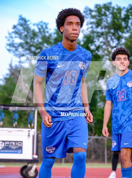 Thumbnail 2 in Grand Oaks vs Langham Creek (UIL 6A D2 Soccer Area Playoffs) photogallery.