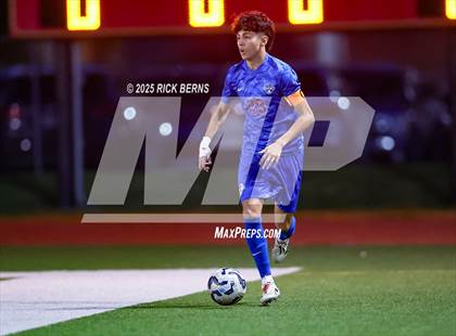 Thumbnail 1 in Grand Oaks vs Langham Creek (UIL 6A D2 Soccer Area Playoffs) photogallery.