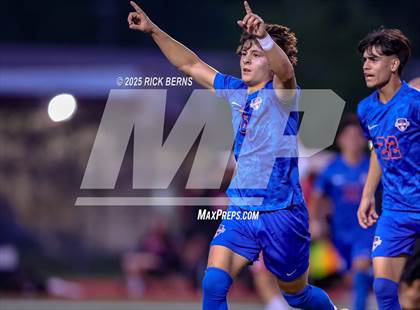 Thumbnail 1 in Grand Oaks vs Langham Creek (UIL 6A D2 Soccer Area Playoffs) photogallery.