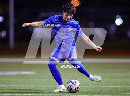 Thumbnail 1 in Grand Oaks vs Langham Creek (UIL 6A D2 Soccer Area Playoffs) photogallery.