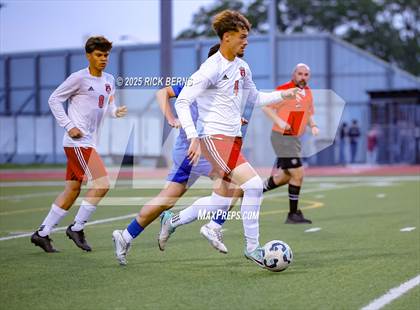 Thumbnail 1 in Grand Oaks vs Langham Creek (UIL 6A D2 Soccer Area Playoffs) photogallery.