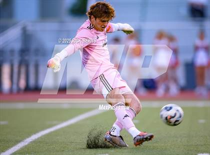 Thumbnail 1 in Grand Oaks vs Langham Creek (UIL 6A D2 Soccer Area Playoffs) photogallery.