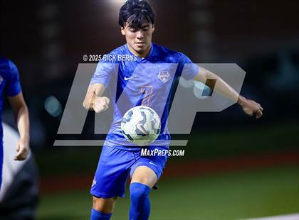 Thumbnail 2 in Grand Oaks vs Langham Creek (UIL 6A D2 Soccer Area Playoffs) photogallery.