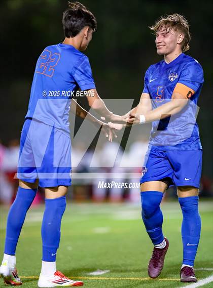 Thumbnail 3 in Grand Oaks vs Langham Creek (UIL 6A D2 Soccer Area Playoffs) photogallery.