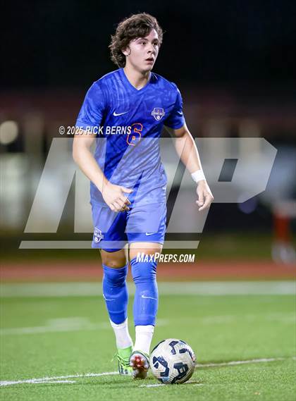Thumbnail 2 in Grand Oaks vs Langham Creek (UIL 6A D2 Soccer Area Playoffs) photogallery.