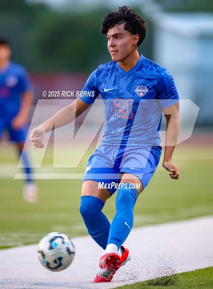 Thumbnail 3 in Grand Oaks vs Langham Creek (UIL 6A D2 Soccer Area Playoffs) photogallery.