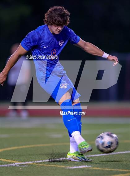 Thumbnail 1 in Grand Oaks vs Langham Creek (UIL 6A D2 Soccer Area Playoffs) photogallery.